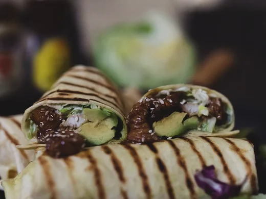 Chicken Teriyaki Wraps mit Avocado - Rezept - Bild Nr. 3