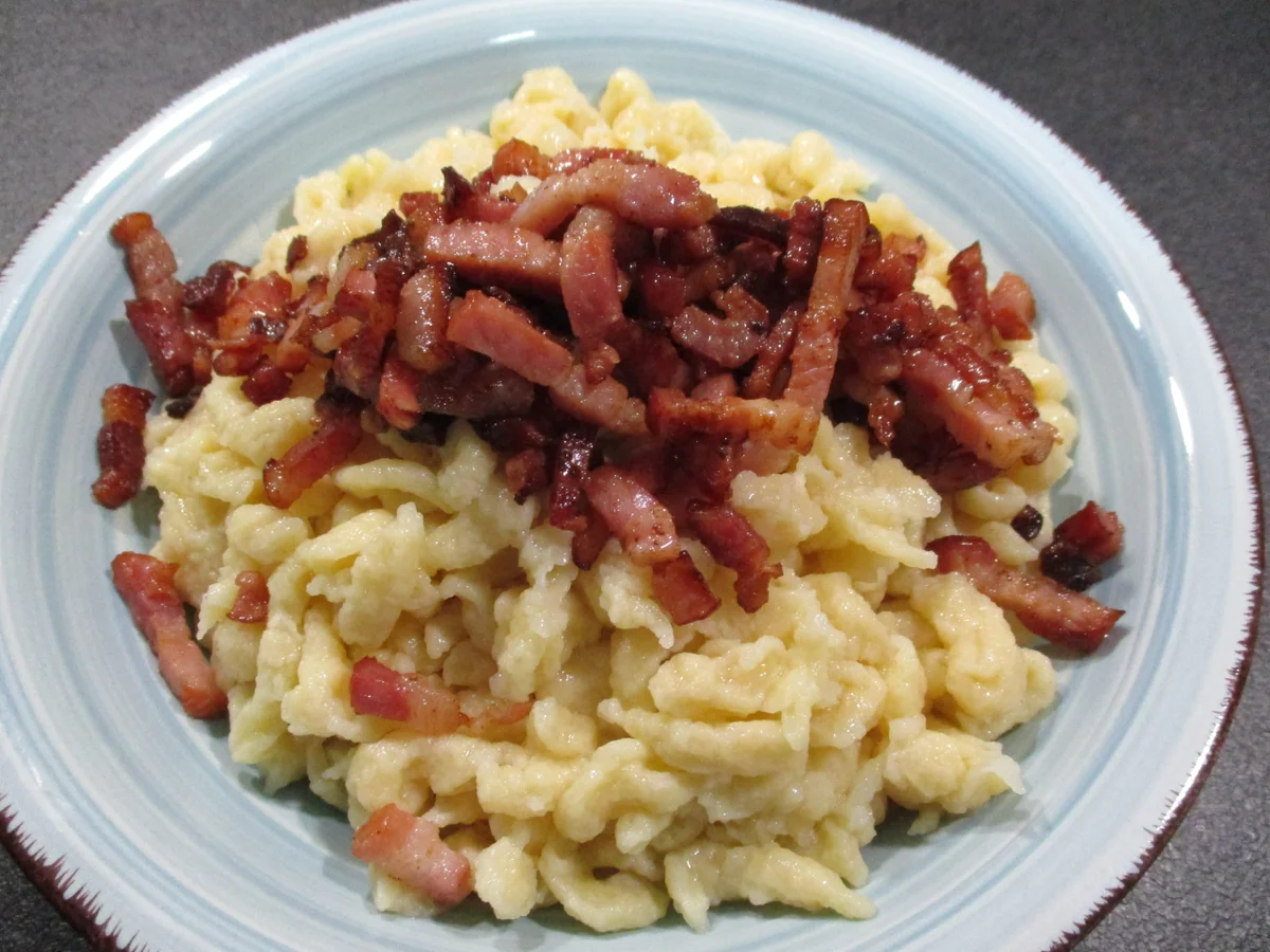 Mini - Mehlknödelchen  mit Speck - Rezept - Bild Nr. 11