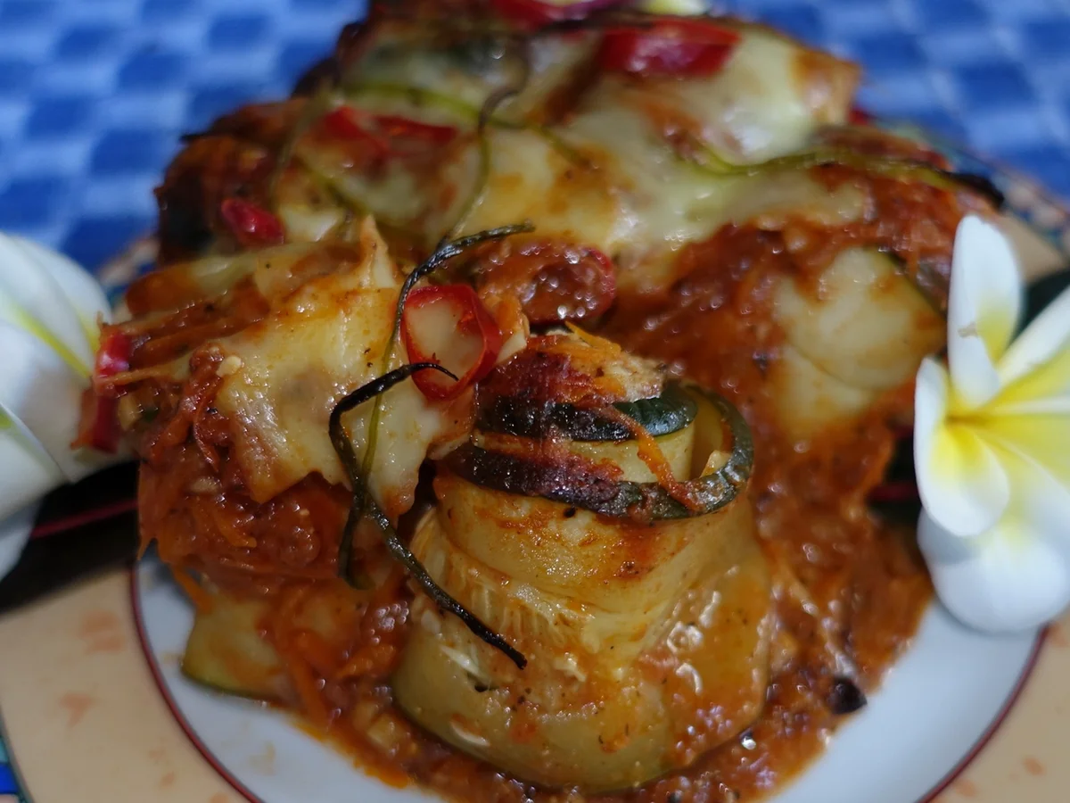 Rezept: Zucchini-Involtini mit Shimeji-Pilzen Bild Nr. 2 Zucchini-Involtini mit Shimeji-Pilzen - Rezept - Bild Nr. 2