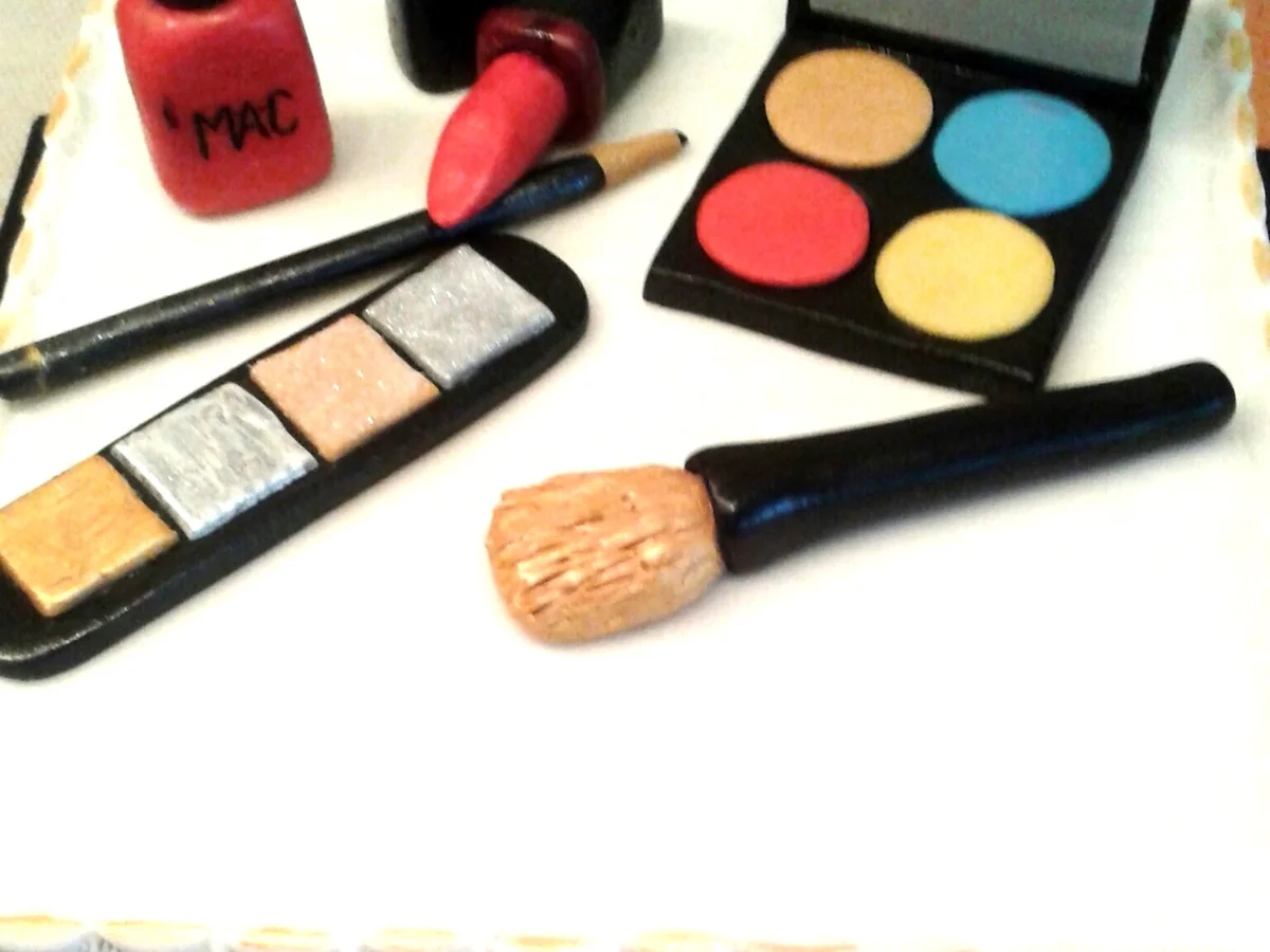 Rezept: Biskuit: VANILLE ~ SCHOKI ~ TORTE Bild Nr. 10 Biskuit: VANILLE ~ SCHOKI ~ TORTE - Rezept - Bild Nr. 10