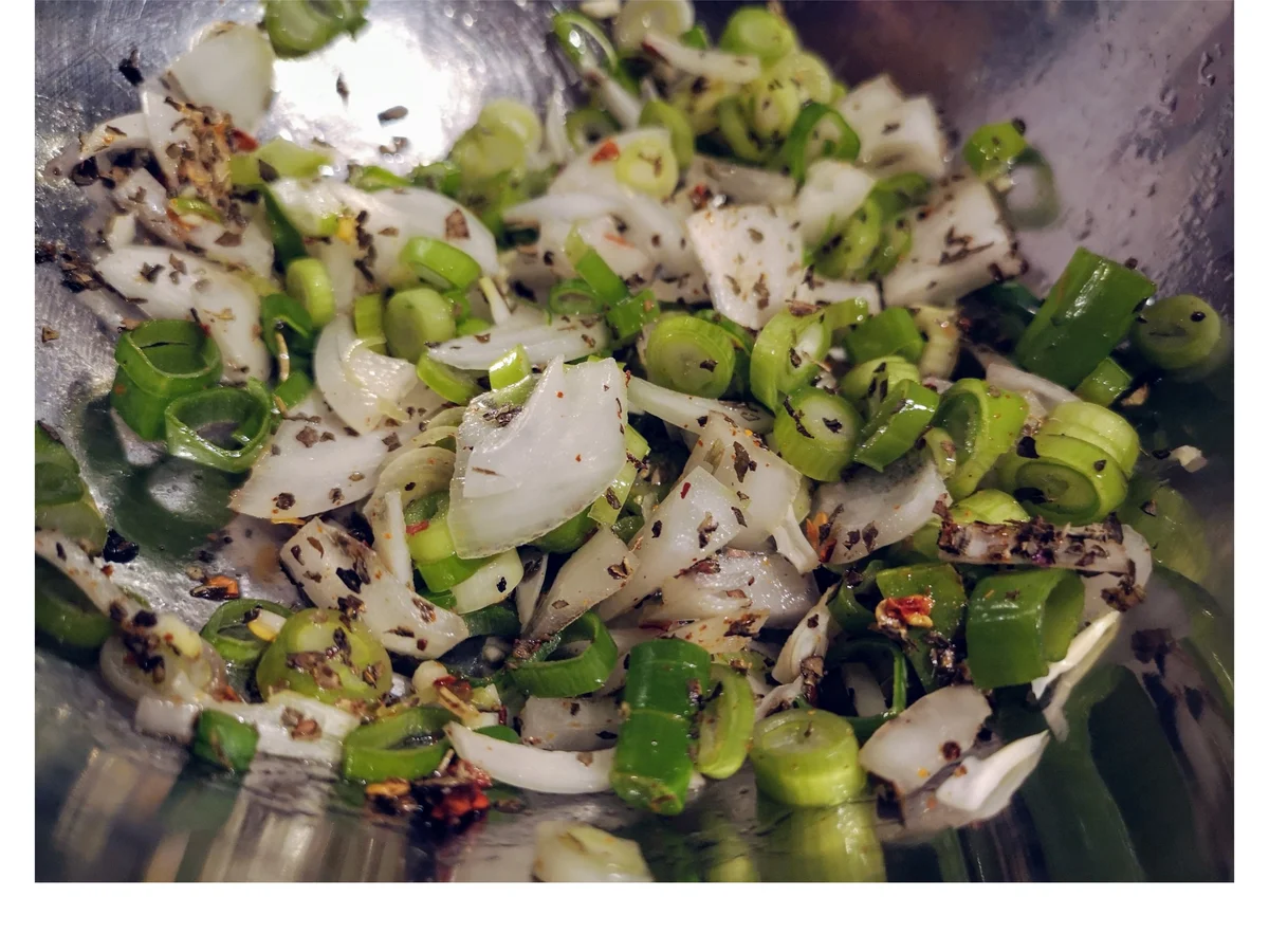 BiNe` S GRÜNER PAPRIKASALAT - Rezept - Bild Nr. 2