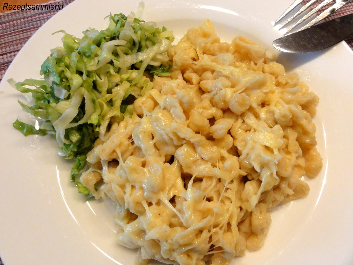 Pasta:   KÄSESPÄTZLE (Knöpfle) - Rezept - Bild Nr. 2