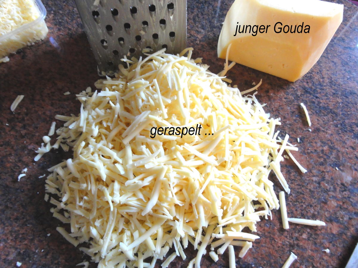 Pasta:   KÄSESPÄTZLE (Knöpfle) - Rezept - Bild Nr. 3