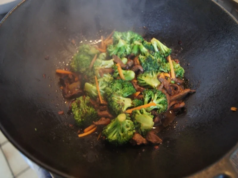 Rindfleisch mit Brokkoli und Basmatireis - Rezept - Bild Nr. 17