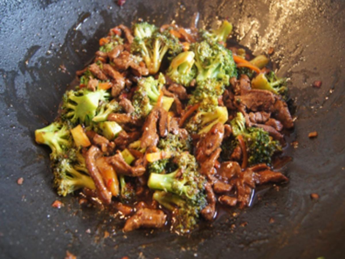 Rindfleisch mit Brokkoli und Basmatireis - Rezept - Bild Nr. 20
