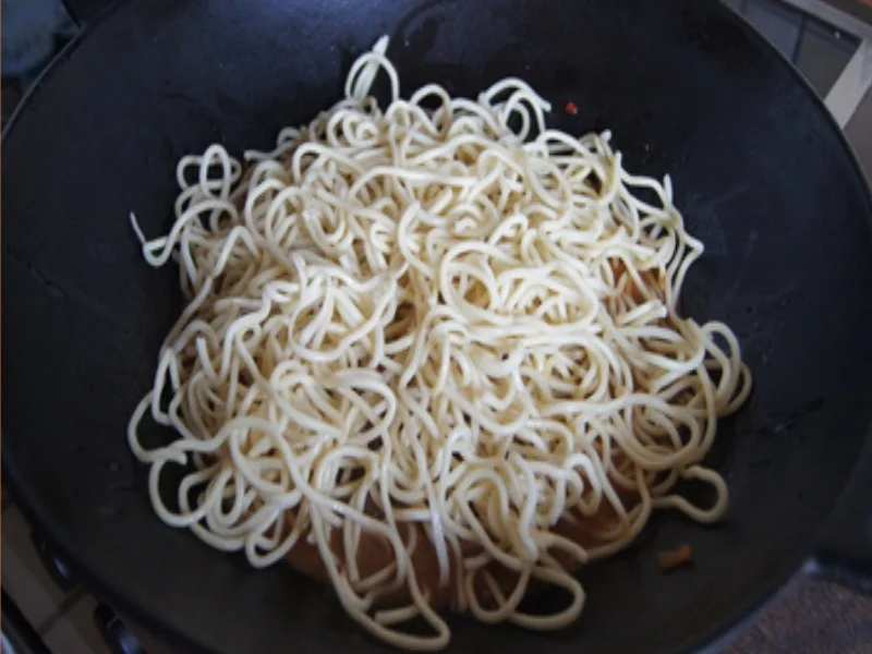 Mie-Nudeln mit Hackfleisch pikant scharf - Rezept - Bild Nr. 15