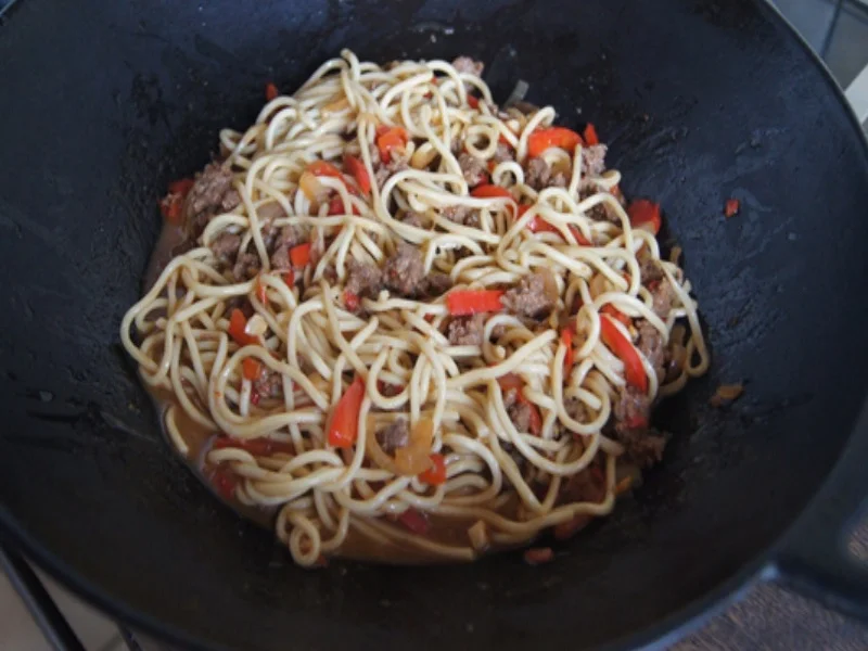 Mie-Nudeln mit Hackfleisch pikant scharf - Rezept - Bild Nr. 16