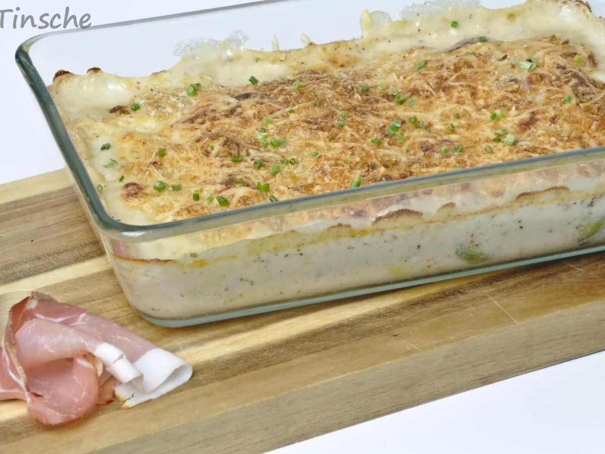 Rezept: Überbackener Lauch im Schinkenspeckmantel Bild Nr. 7 Überbackener Lauch im Schinkenspeckmantel - Rezept - Bild Nr. 7