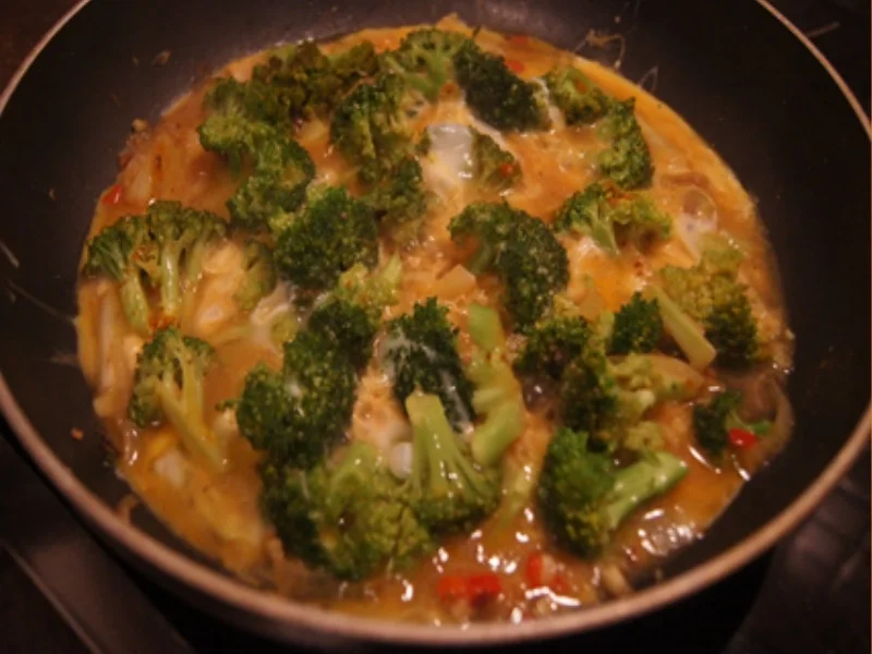 Scharf, herzhaftes Omelett mit Brokkoli - Rezept - Bild Nr. 8