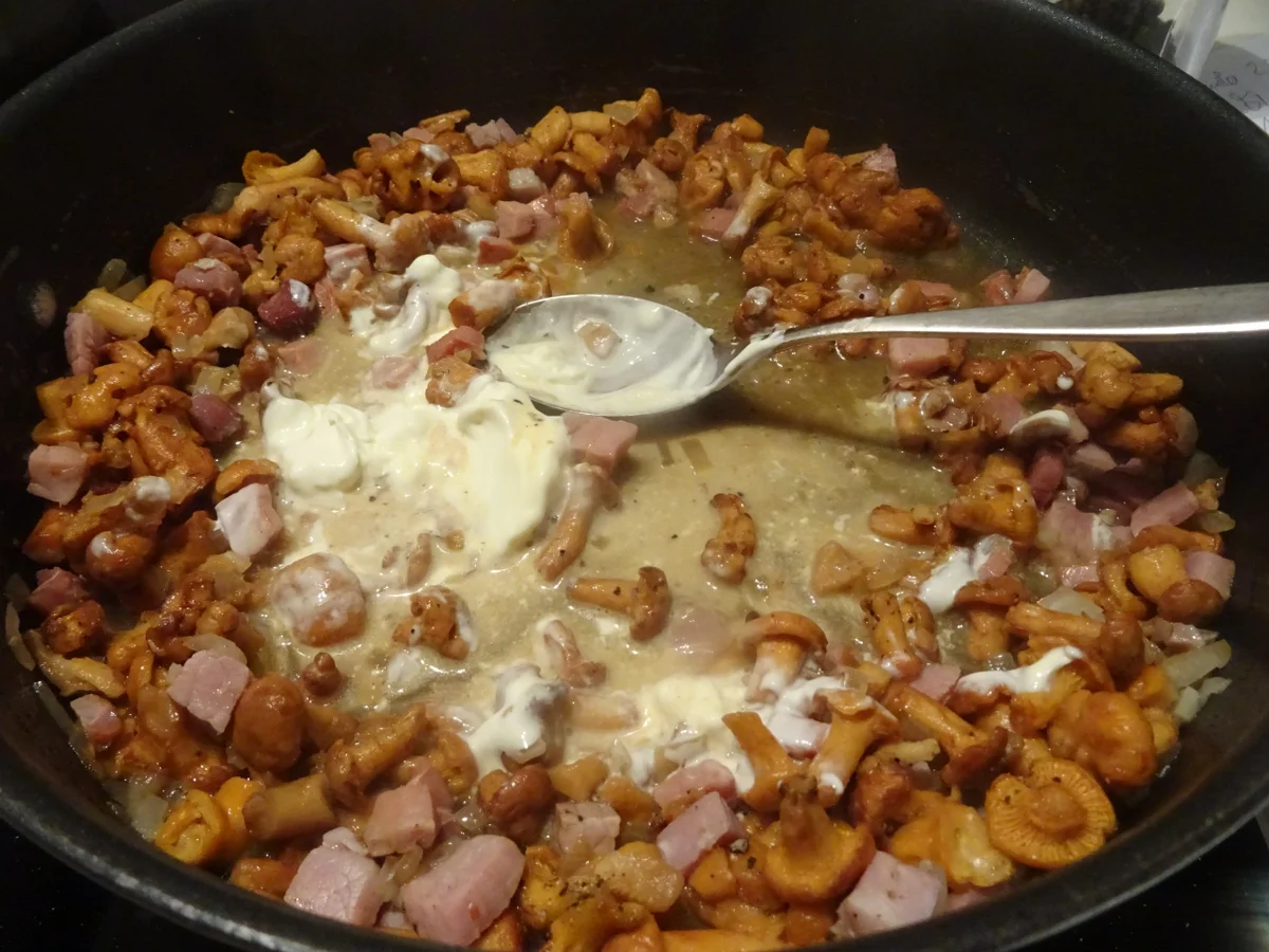 Reginette con finferli e salsa di panna - Rezept - Bild Nr. 4