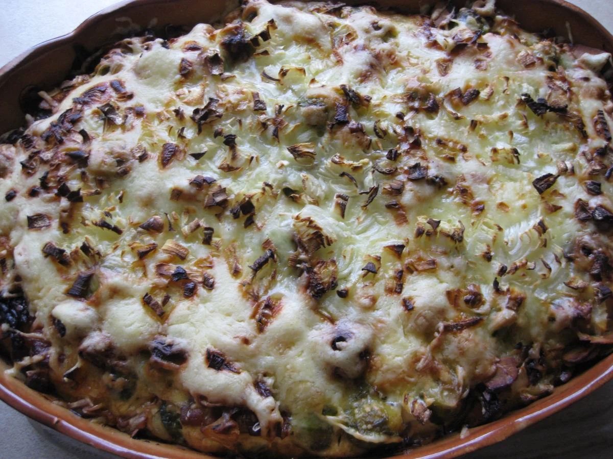 Rosenkohlauflauf mit Speck und Äpfeln - Rezept - Bild Nr. 3