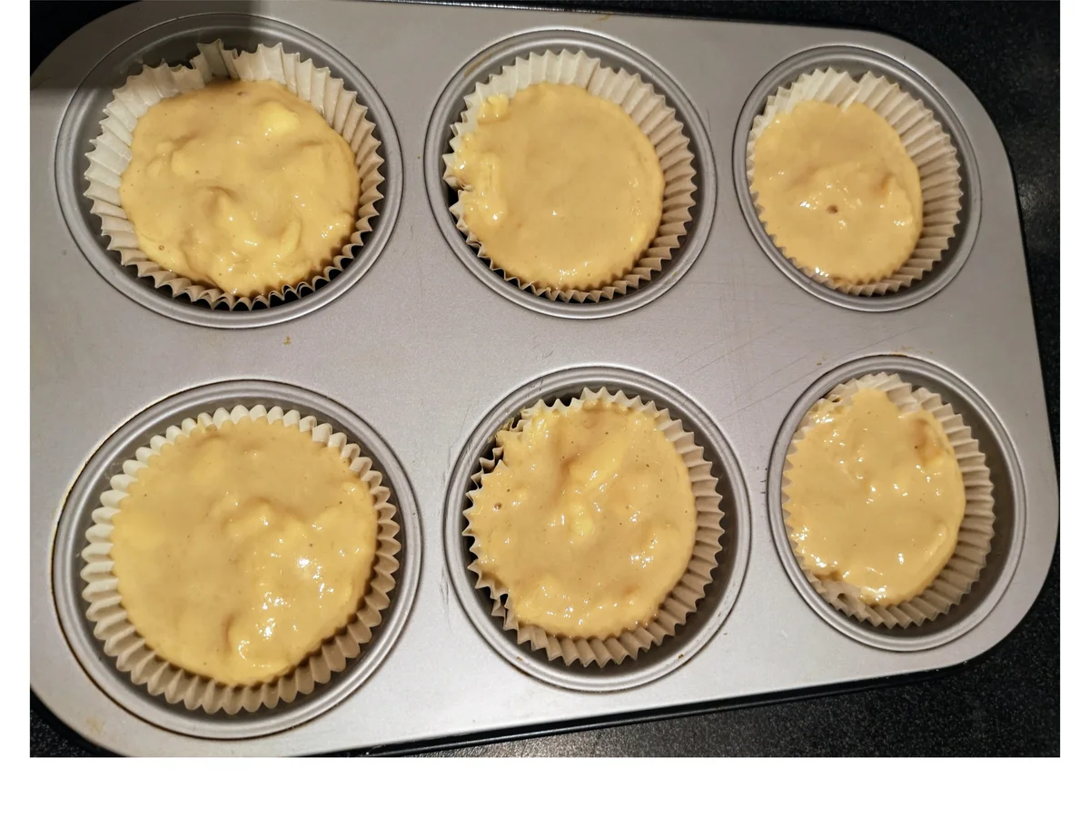 Rezept: BiNe` S KETO BRÖTCHEN Bild Nr. 2 BiNe` S KETO BRÖTCHEN - Rezept - Bild Nr. 2