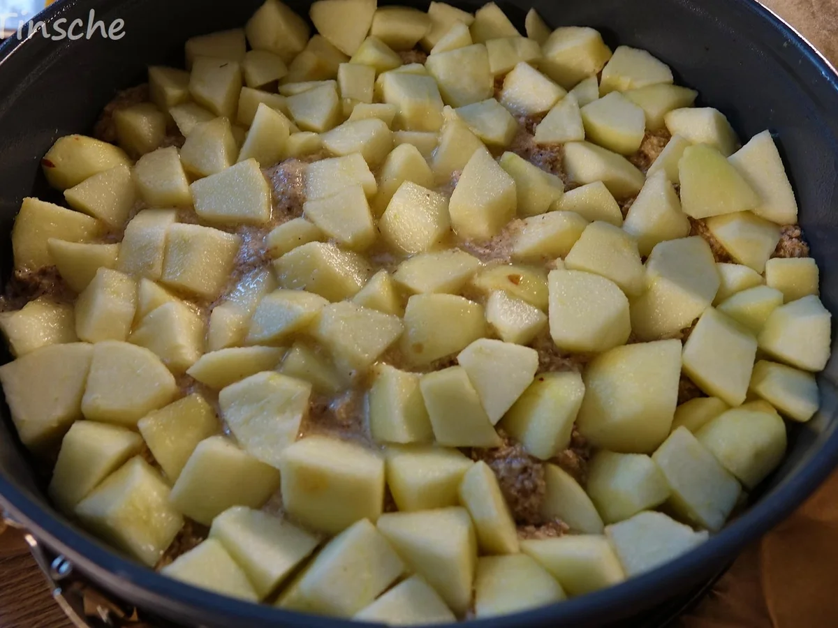 Rezept: Apfel-Nusskuchen Bild Nr. 9865 Apfel-Nusskuchen - Rezept - Bild Nr. 9865