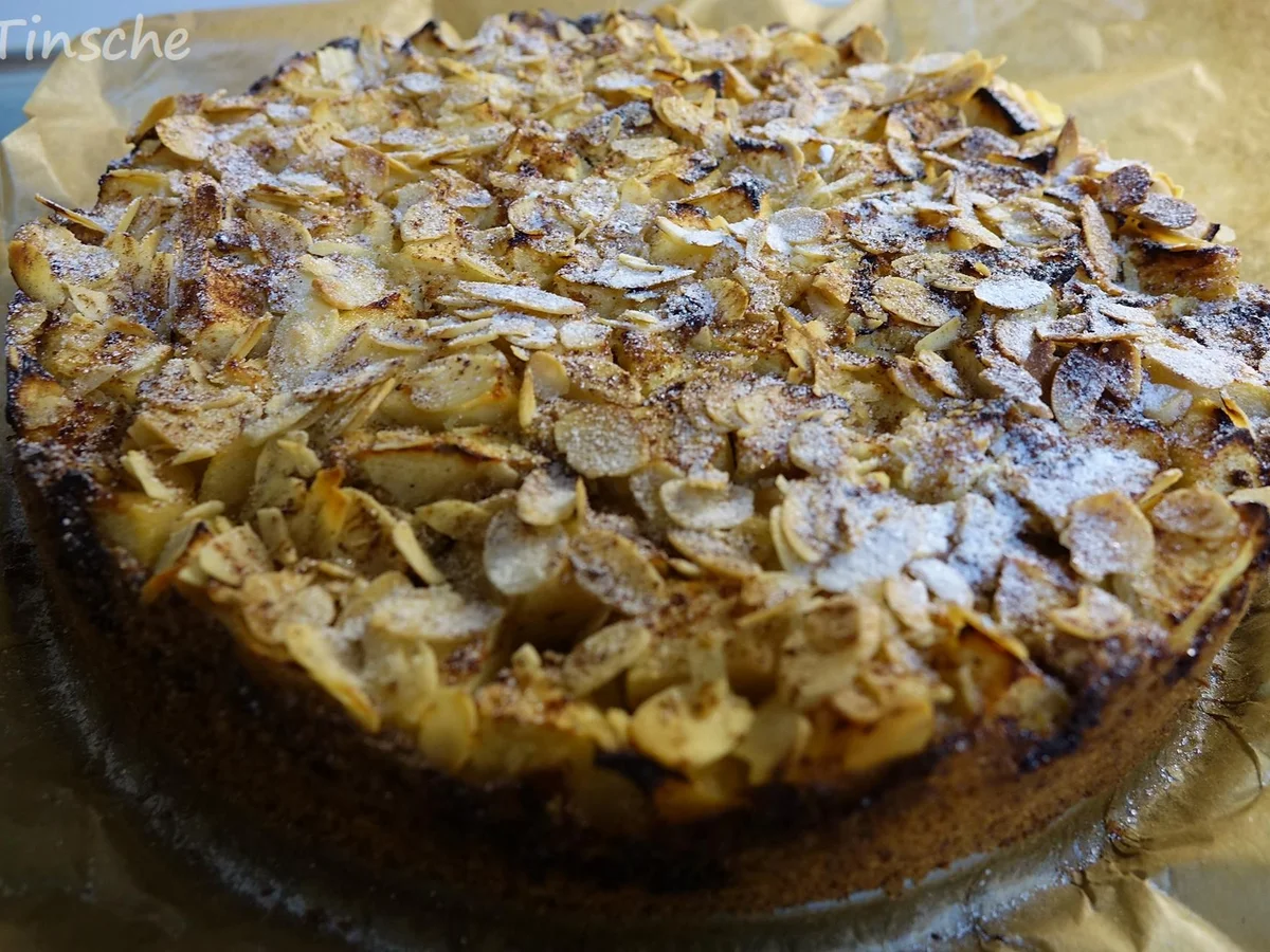 Rezept: Apfel-Nusskuchen Bild Nr. 9872 Apfel-Nusskuchen - Rezept - Bild Nr. 9872