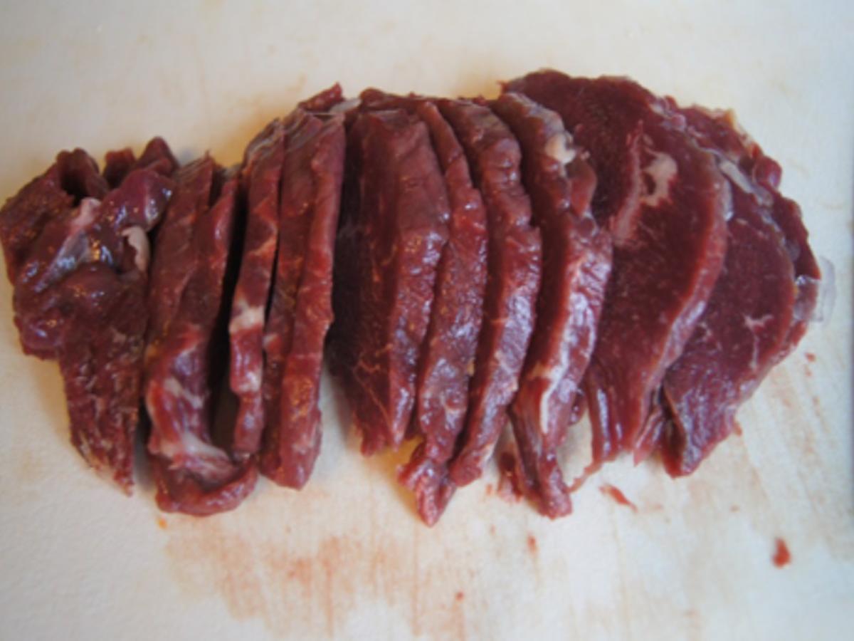 Rindfleisch mit Zuckerschoten im Wok und gelber Basmatireis - Rezept - Bild Nr. 4