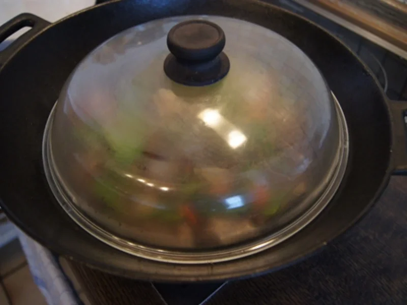 Rindfleisch mit Zuckerschoten im Wok und gelber Basmatireis - Rezept - Bild Nr. 17