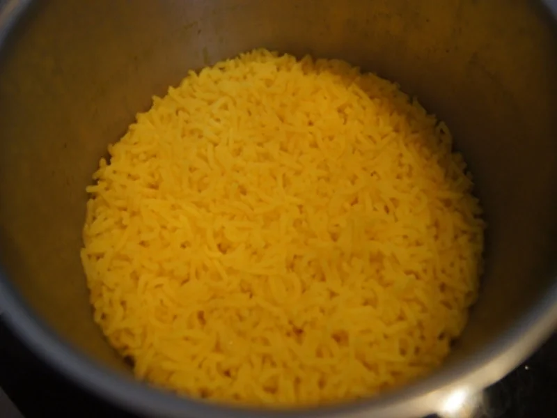 Rindfleisch mit Zuckerschoten im Wok und gelber Basmatireis - Rezept - Bild Nr. 19