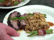 Lammkeule aus dem Römertopf mit Roquefortkruste an Steinpilztagliatelle - Rezept - Bild Nr. 2