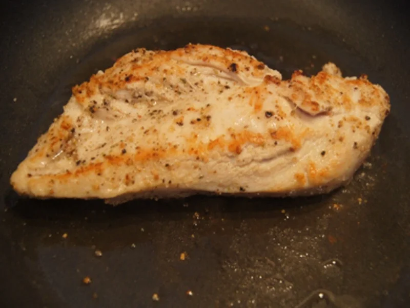 Rezept: Geschmorter Spitzkohl mit Hähnchenbrustfilet Bild Nr. 11 Geschmorter Spitzkohl mit Hähnchenbrustfilet - Rezept - Bild Nr. 11