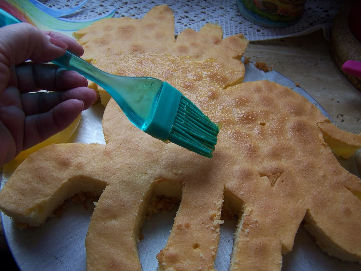 Geburtstags Kuchen für meine kleine Enkelin Marie , Rainbow Dash Pony - Rezept - Bild Nr. 18