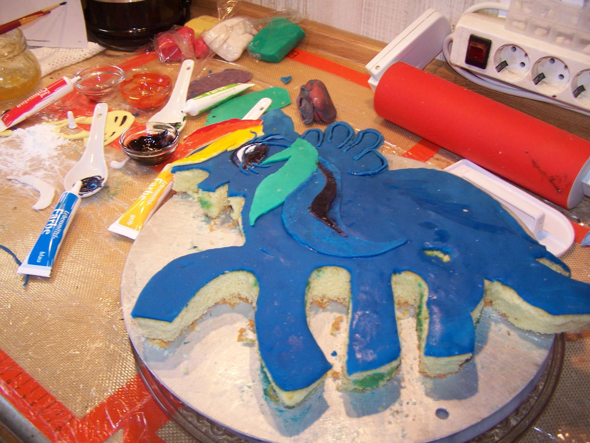 Geburtstags Kuchen für meine kleine Enkelin Marie , Rainbow Dash Pony - Rezept - Bild Nr. 20