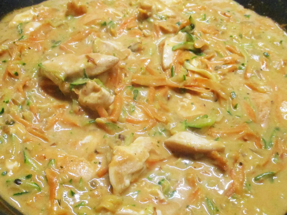 Hähnchenfilet in Gemüserahm - Rezept - Bild Nr. 4