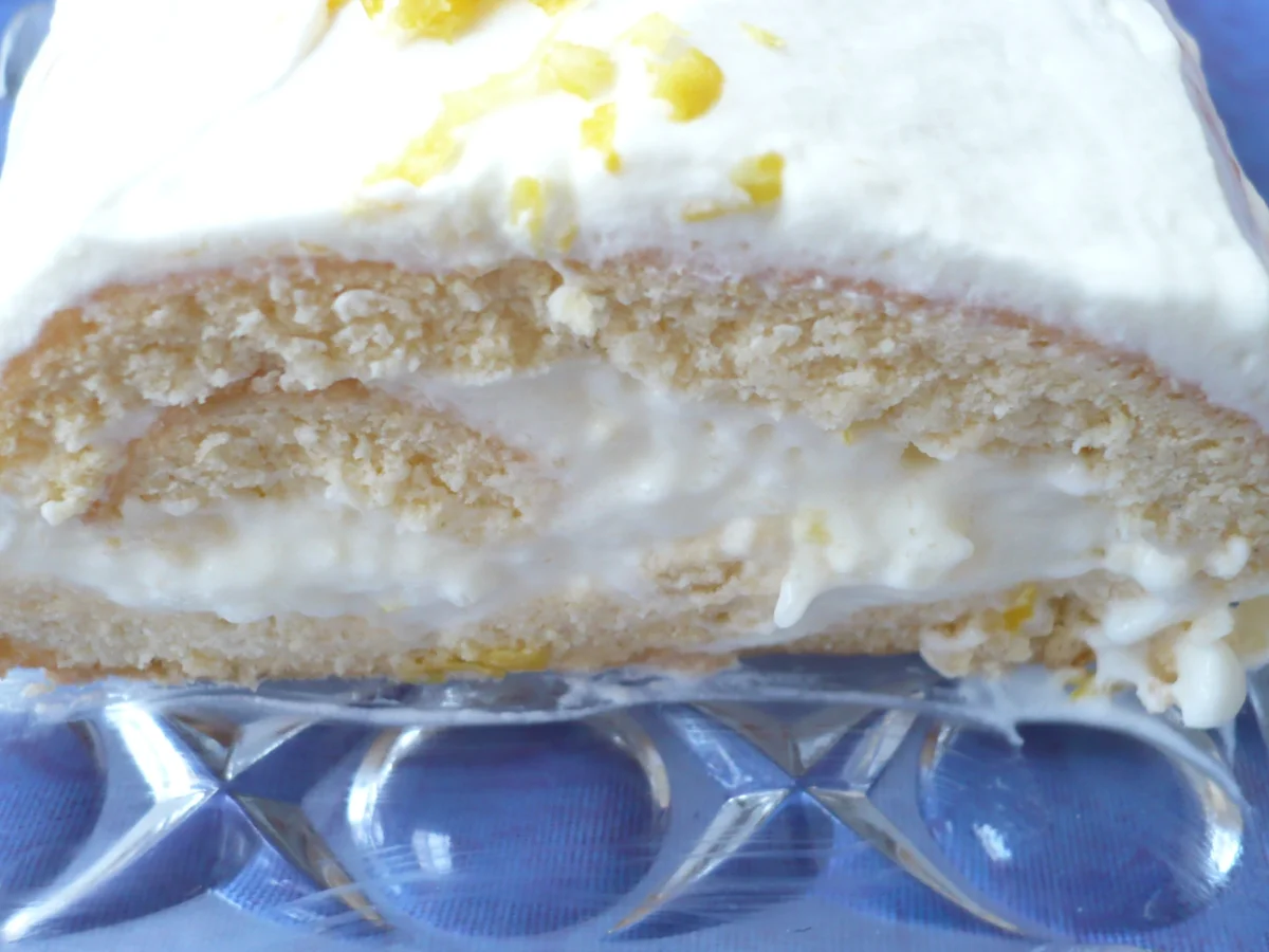 Zitronen - Biskuitrolle - Rezept - Bild Nr. 2