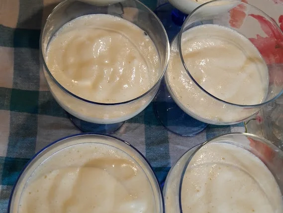 Rezept: Zitronencreme Bild Nr. 15 Zitronencreme - Rezept - Bild Nr. 15