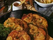 Zwiebel-Fleischkäse mit Senfhaube - Rezept