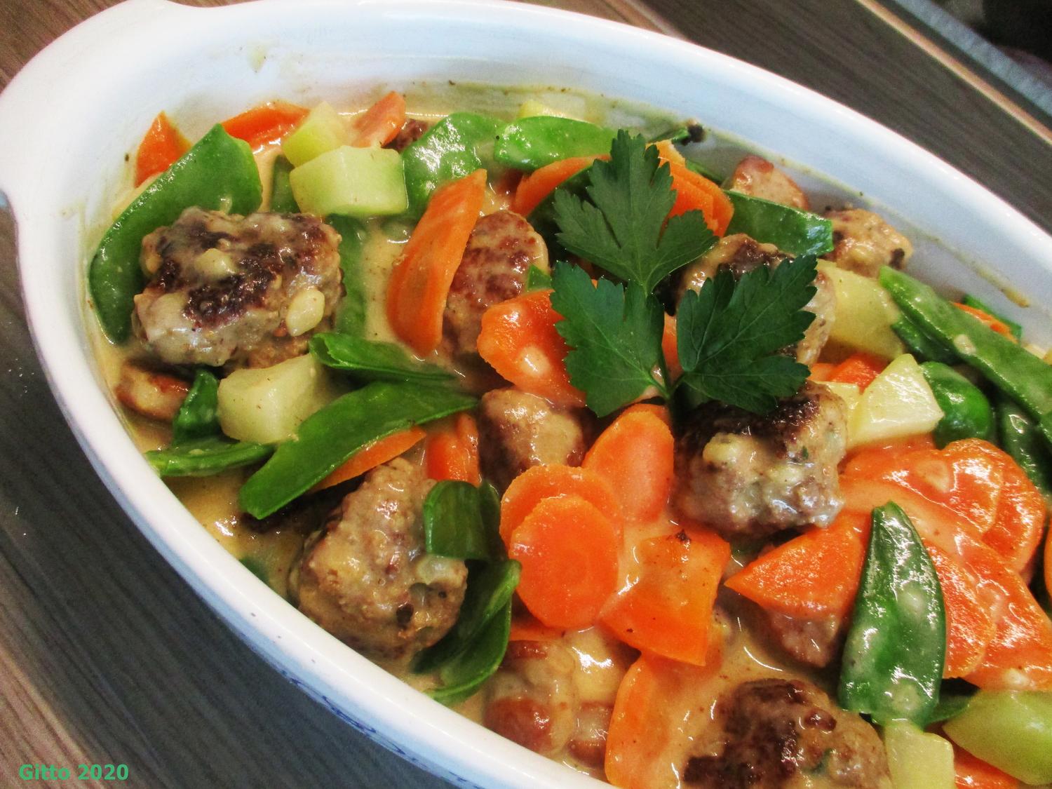 Hackbällchen mit Gemüse-Ragout - Rezept - kochbar.de