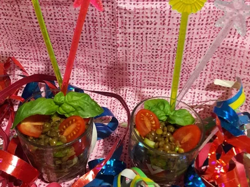 Rezept: Bunter Linsensalat zur kochbar Challenge Februar 2020 Bild Nr. 4 Bunter Linsensalat zur kochbar Challenge Februar 2020 - Rezept - Bild Nr. 4