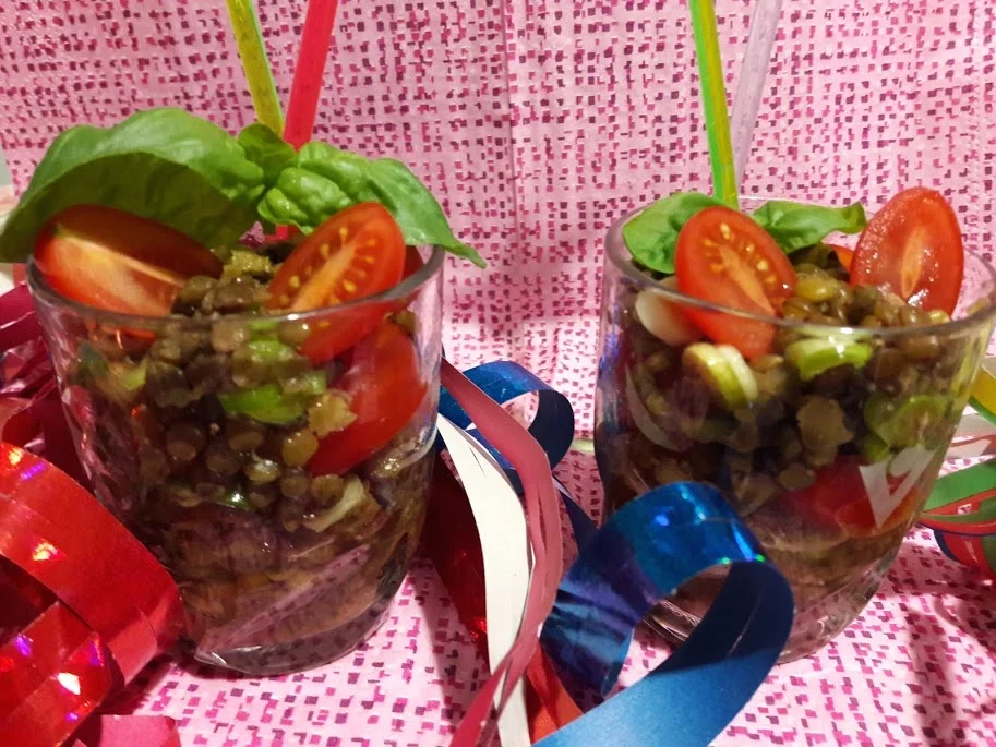 Rezept: Bunter Linsensalat zur kochbar Challenge Februar 2020 Bild Nr. 12 Bunter Linsensalat zur kochbar Challenge Februar 2020 - Rezept - Bild Nr. 12