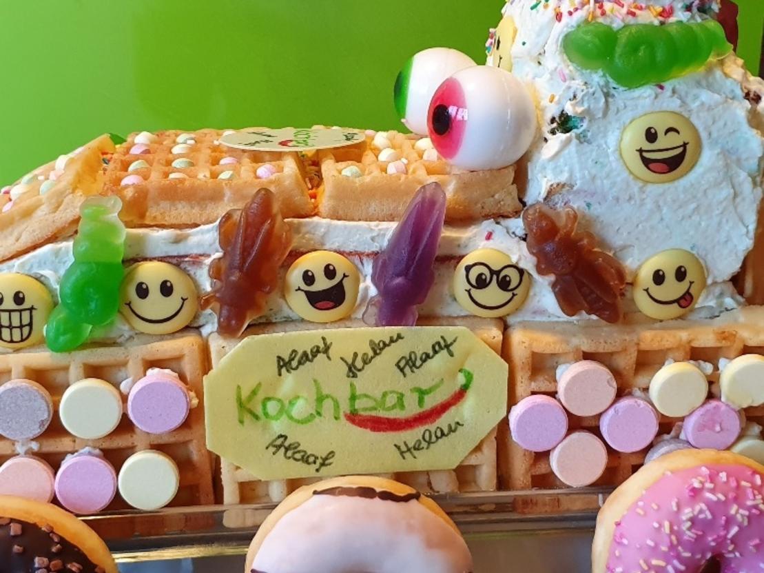 „De Zoch kütt“ Karnevalistische Torte = kochbar Challenge 2.0 (Februar ...