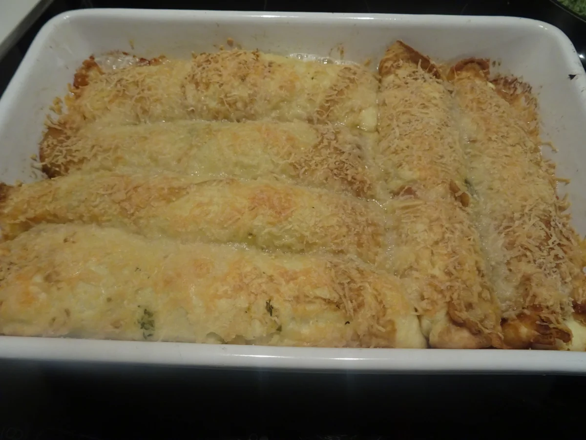 "Crespelle" mit zweierlei Füllung und Spinat-Frischkäse-Nocken - Rezept - Bild Nr. 9875