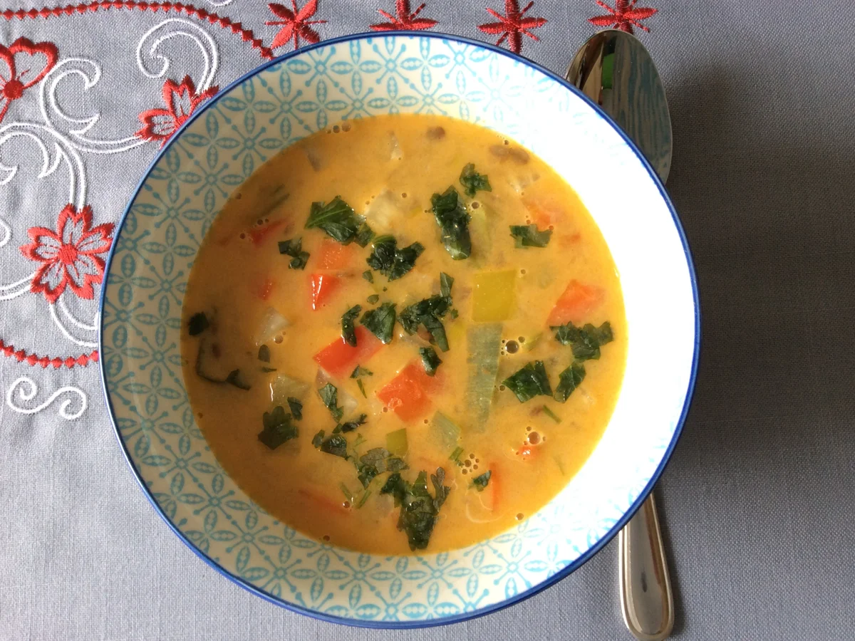 Thai Red Curry Linsensuppe mit Gemüse und Berglinsen - Rezept - Bild Nr. 2