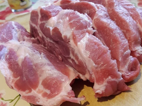 Rezept: Zwiebelfleisch - Kammbraten Bild Nr. 6 Zwiebelfleisch - Kammbraten - Rezept - Bild Nr. 6