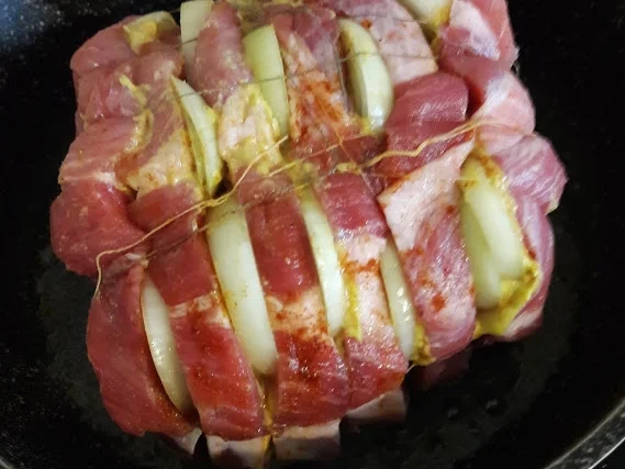 Rezept: Zwiebelfleisch - Kammbraten Bild Nr. 10 Zwiebelfleisch - Kammbraten - Rezept - Bild Nr. 10