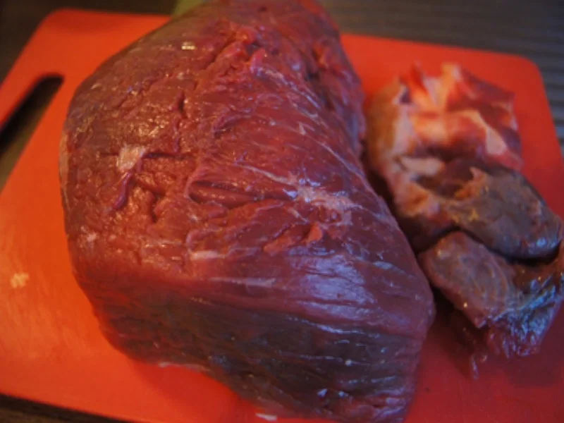 Tafelspitz mit Meerrettichsauce, Bundmöhren und Drillingen - Rezept - Bild Nr. 3