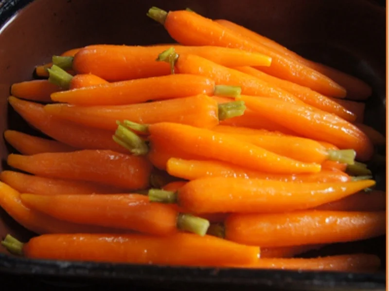 Tafelspitz mit Meerrettichsauce, Bundmöhren und Drillingen - Rezept - Bild Nr. 8