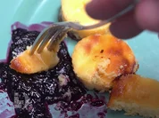 Käsekuchen mit Orangenzesten an Myrtenspiegel - Rezept - Bild Nr. 2