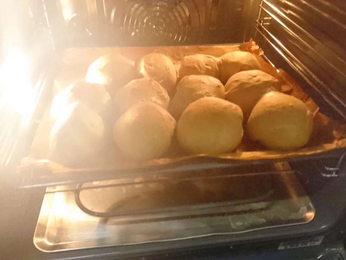 Rezept: Brötchen: Bürli Bild Nr. 7 Brötchen: Bürli - Rezept - Bild Nr. 7