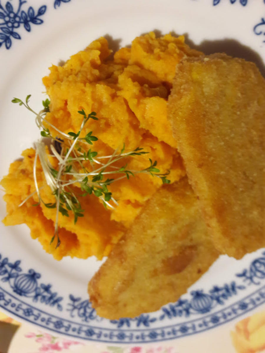 Süßkartoffelpüree mit Steckrüben Schnitzel - Rezept - kochbar.de