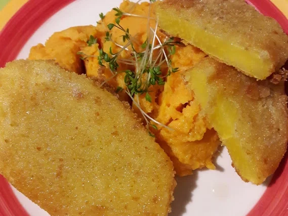 Rezept: Süßkartoffelpüree mit Steckrüben Schnitzel Bild Nr. 3 Süßkartoffelpüree mit Steckrüben Schnitzel - Rezept - Bild Nr. 3