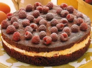 Schoko - Torte mit Himbeeren - Rezept
