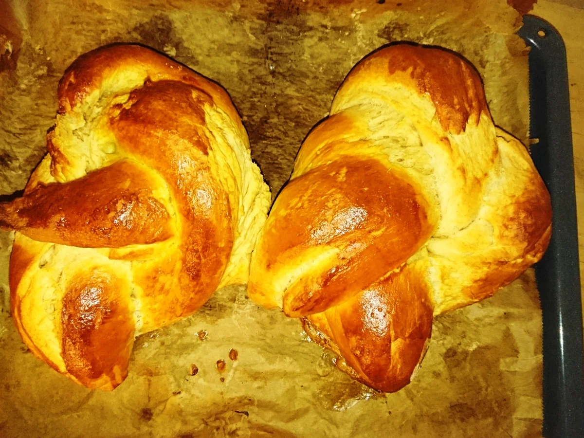 Rezept: Schweizer Sonntagszopf Bild Nr. 9924 Schweizer Sonntagszopf - Rezept - Bild Nr. 9924