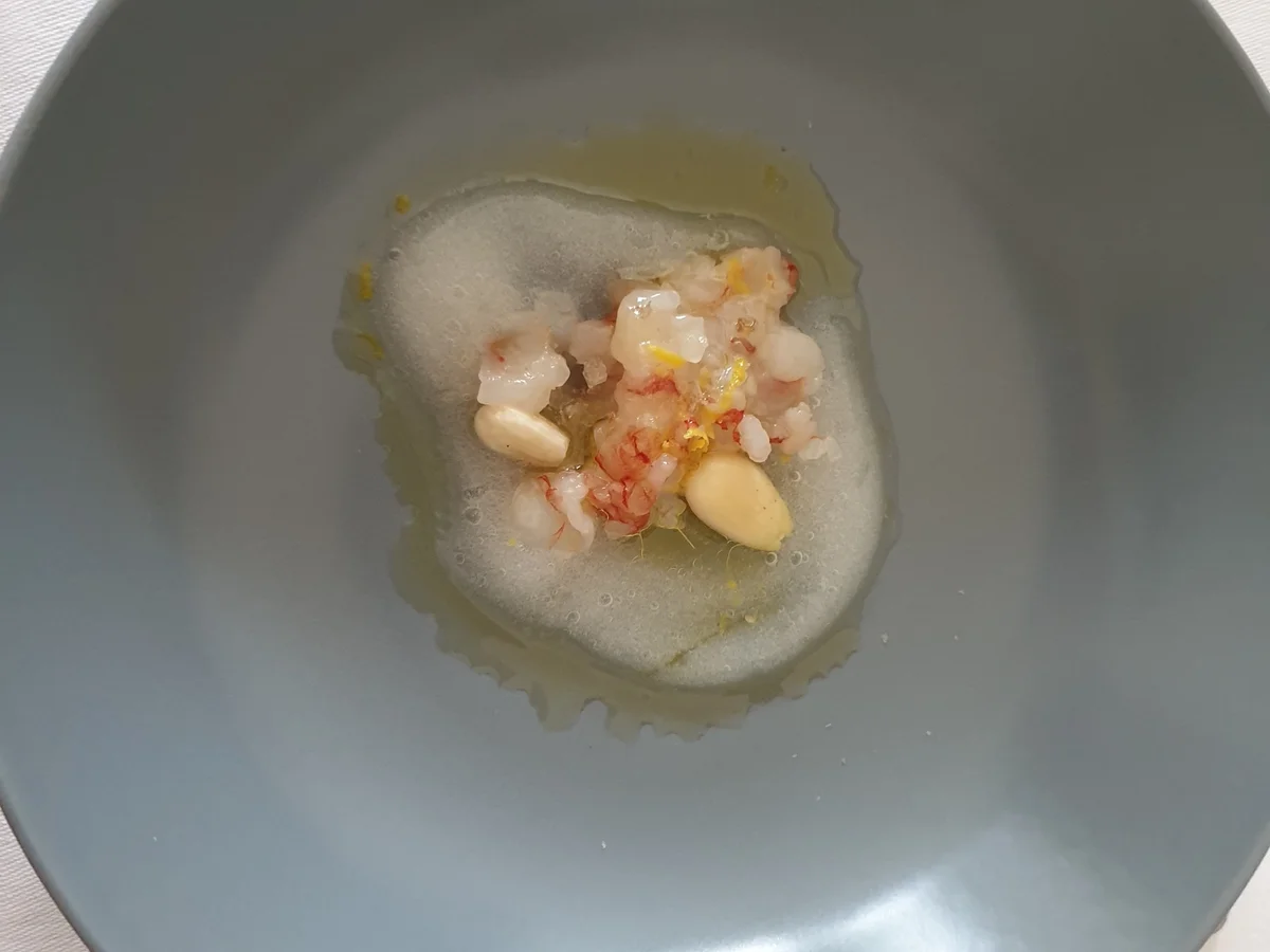 Rezept: Garnelentatar | Tonicgel | Mandel | Gurkenjoghurt Bild Nr. 2 Garnelentatar | Tonicgel | Mandel | Gurkenjoghurt - Rezept - Bild Nr. 2