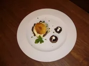 Hirschkompott mit Kartoffel-Sellerie-Hut an Kartoffelchips - Rezept