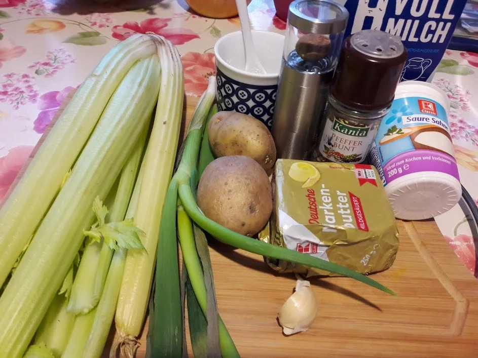 Rezept: Sellerie - Cemesüppchen Bild Nr. 4 Sellerie - Cemesüppchen - Rezept - Bild Nr. 4