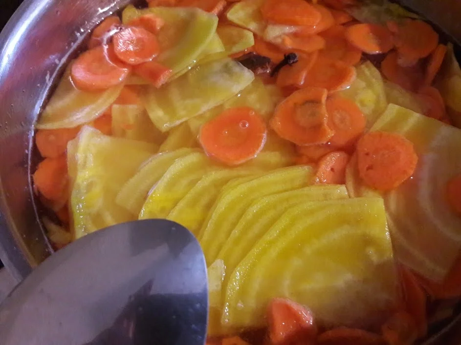 Rezept: Kompott von der Gelben Beete Bild Nr. 6 Kompott von der Gelben Beete - Rezept - Bild Nr. 6