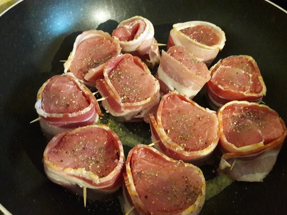 Zucchini und Schweinefilet im Speckmantel - Rezept - Bild Nr. 9938